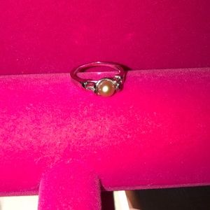 Vantel Pearls Fortune Teller ring